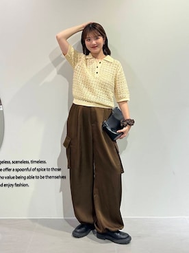 KBFのアイテムを使った「サテンパンツ」の人気ファッション