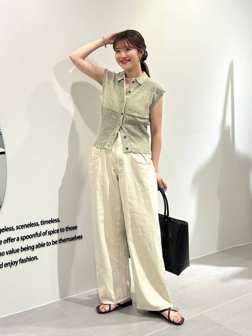 スリーブレスニットシャツ