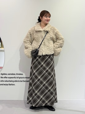 「アイテム（その他アウター、ホワイト系）」を使った、nanakaさん（レディース・155cm）の冬コーディネート