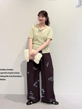 「KBF（ケイビーエフ）のTATTOOワイドイージーパンツ（その他パンツ、ブラウン系）」を使った、nanakaさん（レディース・155cm）の春コーディネート