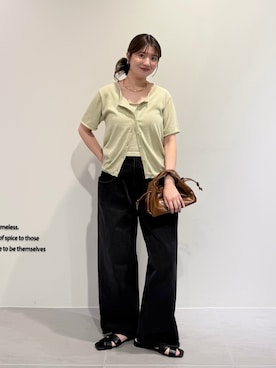 「KBF（ケイビーエフ）の『一部WEB限定カラー』『3サイズ展開』BIGポケットデザインデニム（デニムパンツ、ブラック系）」を使った、nanakaさん（レディース・155cm）の夏コーディネート