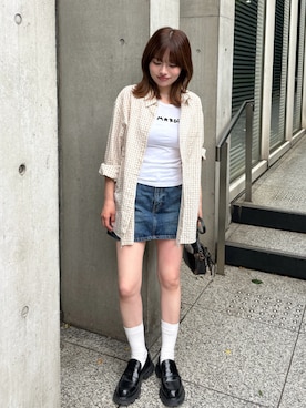 「MOUSSY（マウジー）の【26年SS新作】SUCKER CHECK シャツ（Shirts、ホワイト系）」を使った、来実さん（レディース・156cm）の春コーディネート