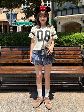 「GREEN BUTTER（グリーンバター）のアイテム（T Shirts、ホワイト系）」を使った、来実さん（レディース・156cm）の春コーディネート