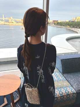 「アイテム（ワンピース/ドレス、ブルー系）」を使った、LINさん（レディース・160cm）の秋コーディネート