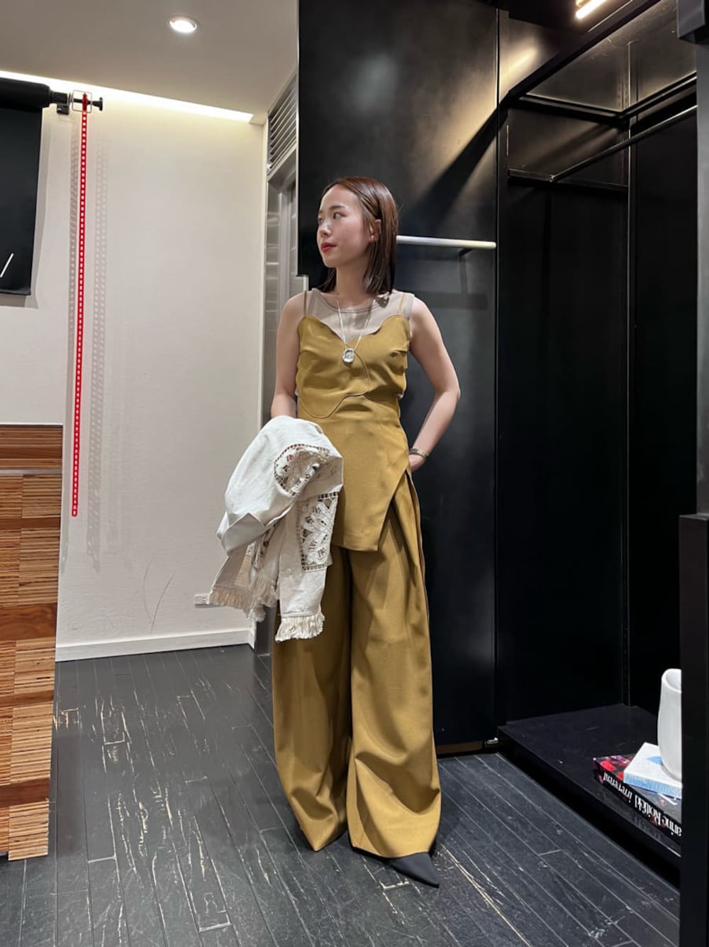 「ワントーン、カットソー、オケージョン、パンツスタイル、セットアップ、低身長」｜「styling/のエンブロイダリーシャツジャケット（その他アウター、ベージュ系）」を使った、styling/さん（レディース・153cm）の春コーディネートの1枚目の写真