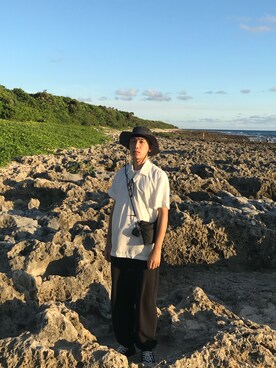 「COVERNAT（カバーナット）のアイテム（バッグ）」を使った、UniGuriさん（メンズ・172cm）の夏コーディネート