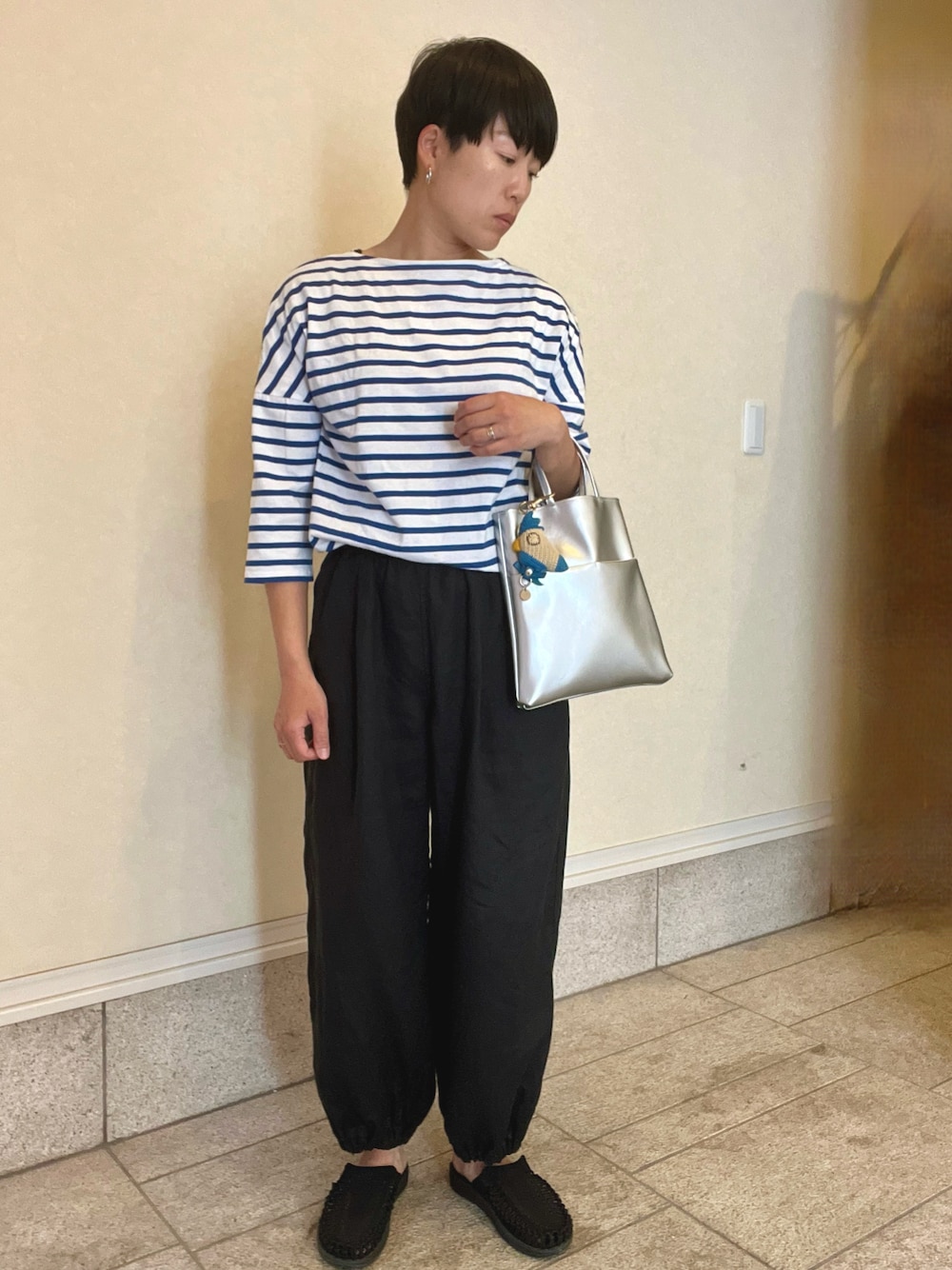 「初夏コーデ、オトナカワイイ、シンプルスタイル、オトナ女子、ラフコーデ、今日のコーデ、おでかけコーデ、オトナカジュアル、ボーダートップス、ボーダー、無印良品、keen、セントジェームス、リネン」｜「SAINT JAMESの【SAINT JAMES/セントジェームス】MORLAIX 3/4（Tシャツ/カットソー、ブルー系）」を使った、おなさん（レディース・158cm）の春コーディネートの1枚目の写真
