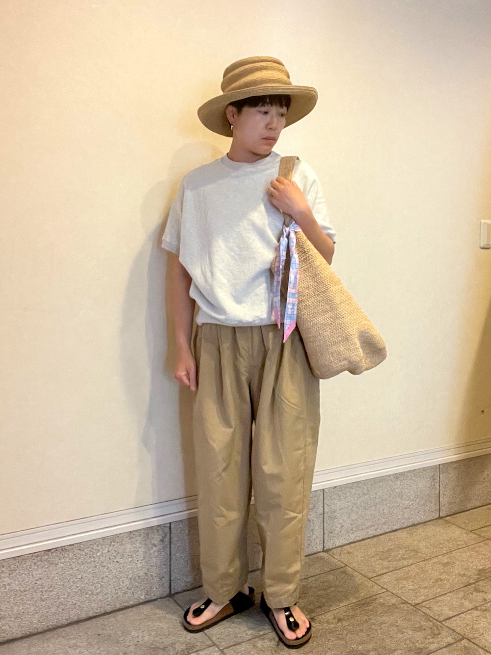 「サンダル、大人かわいい、楽チンコーデ、夏コーデ、シンプル、夏、オトナカジュアル、オトナ女子、オトナカワイイ」｜「dodgeのアイテム（帽子、ベージュ系）」を使った、おなさん（レディース・158cm）の夏コーディネートの1枚目の写真