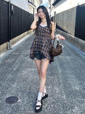 「clear（クリア）のアイテム」を使った、結萌 さん（レディース・165cm）の夏コーディネート