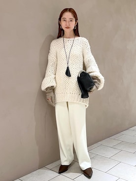 「ワントーンコーデ」｜「アイテム（財布/小物）」を使った、tomoさん（レディース・157cm）の冬コーディネート