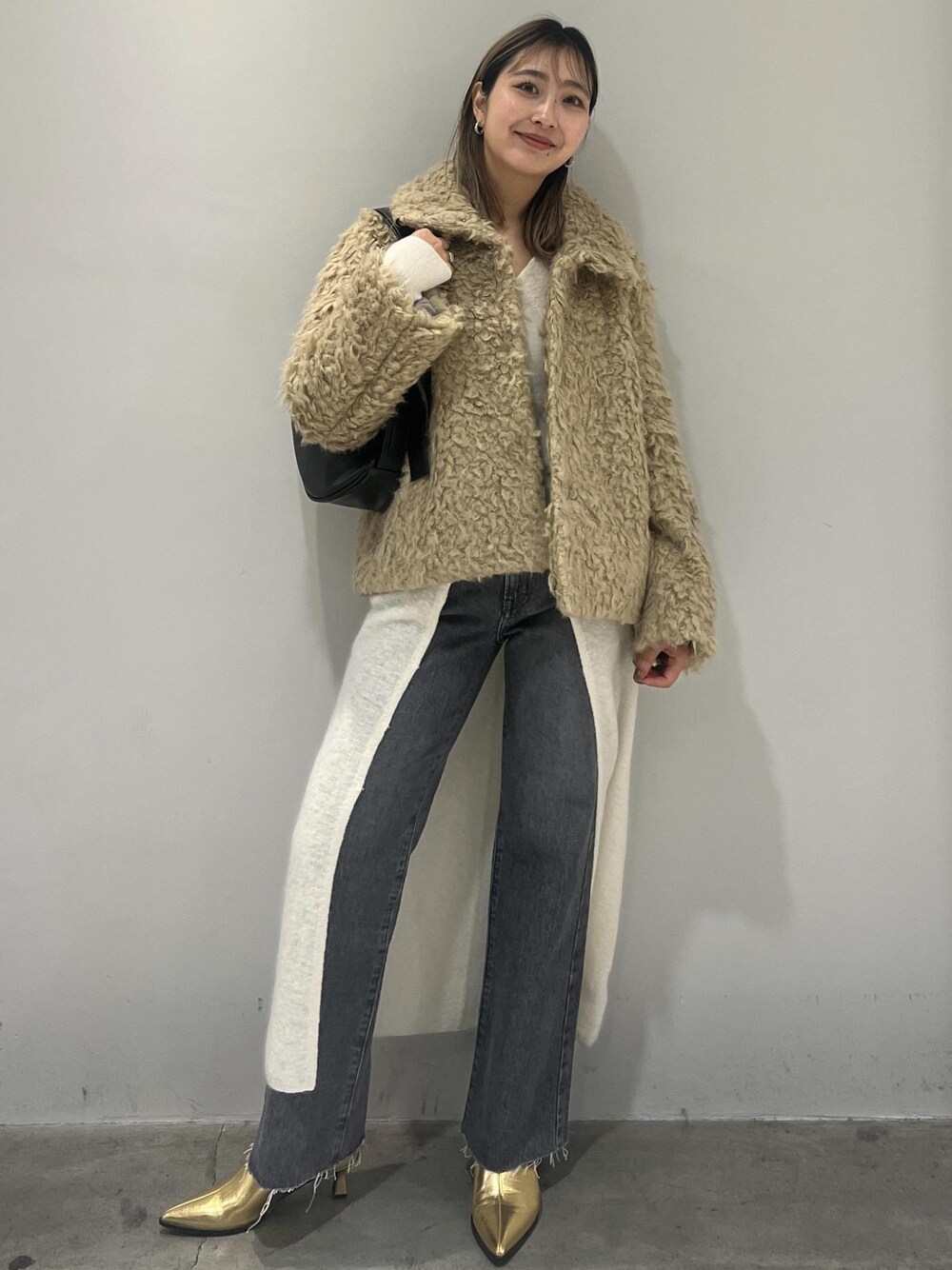 EcopeLループファーハーフコートを使った人気ファッション