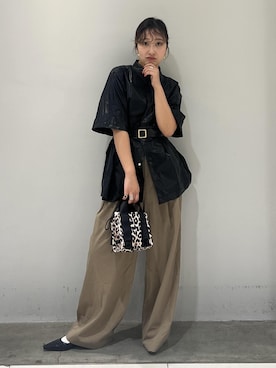 「ADAM ET ROPE'（アダムエロペ）の【GANNI for ADAM ET ROPE'】Recycled tech Mini Tote（トートバッグ）」を使った、marin.さん（レディース・162cm・30代）の秋コーディネート