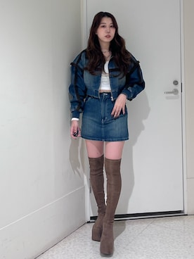 「アイテム（デニムスカート）」を使った、HIMARIさん（レディース・158cm）の秋コーディネート