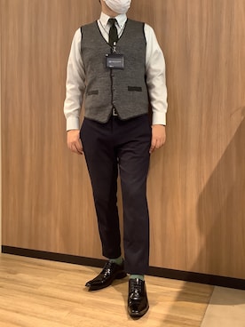 「アイテム（ベスト）」を使った、BRICK HOUSE シャツ工房 浜松メイワン店さん（メンズ・182cm）の秋コーディネート