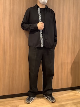 「TOKYO SHIRTS（トウキョウシャツ）のボタンダウン 長袖 ストレッチカジュアルシャツ（シャツ/ブラウス、ブラック系）」を使った、BRICK HOUSE シャツ工房 浜松メイワン店さん（レディース・162cm）の春コーディネート