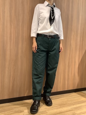 「白シャツ」｜「アイテム（財布/小物）」を使った、BRICK HOUSE シャツ工房 浜松メイワン店さん（レディース・162cm）の夏コーディネート
