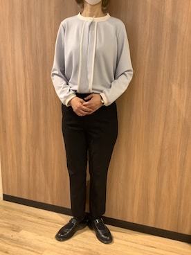 「サックスブルー」｜「アイテム（その他シューズ）」を使った、BRICK HOUSE シャツ工房 浜松メイワン店さん（レディース・162cm）の春コーディネート