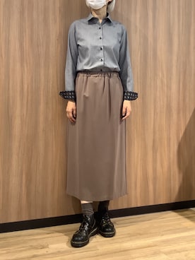 「アイテム（ビジネスシャツ）」を使った、BRICK HOUSE シャツ工房 浜松メイワン店さん（レディース・162cm）の秋コーディネート