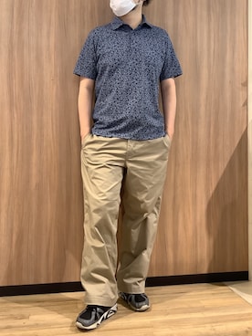 「TOKYO SHIRTS（トウキョウシャツ）のフラワープリント ポロシャツ（ポロシャツ、ブルー系）」を使った、BRICK HOUSE シャツ工房 浜松メイワン店さん（メンズ・182cm）の春コーディネート