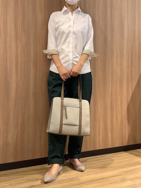 「アイテム（ビジネスシャツ）」を使った、BRICK HOUSE シャツ工房 浜松メイワン店さん（レディース・162cm）の夏コーディネート