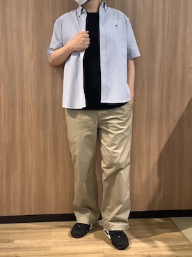 「TOKYO SHIRTS（トウキョウシャツ）のカジュアルシャツ フレンチブルドッグ刺繍 オックスフォードシャツ ボタンダウン 綿100% 半袖 メンズ（ポロシャツ、ブルー系）」を使った、BRICK HOUSE シャツ工房 浜松メイワン店さん（メンズ・182cm）の夏コーディネート