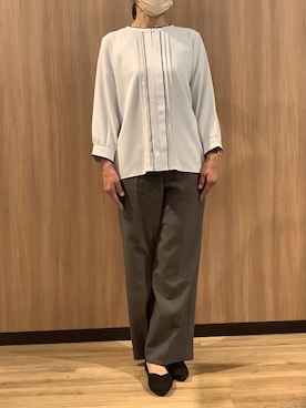 「BRICK HOUSE by TOKYO SHIRT（ブリックハウス）のアイテム（シャツ/ブラウス、ベージュ系）」を使った、BRICK HOUSE シャツ工房 浜松メイワン店さん（レディース・162cm）の春コーディネート