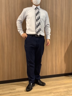 「アイテム（ビジネスシャツ）」を使った、BRICK HOUSE シャツ工房 浜松メイワン店さん（メンズ・165cm）の秋コーディネート