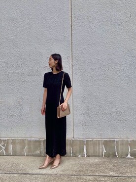 「LAGUNAMOON（ラグナムーン）のLADYシャインスクエアクラッチBAG（ハンドバッグ）」を使った、久保田さん（レディース・162cm）の春コーディネート