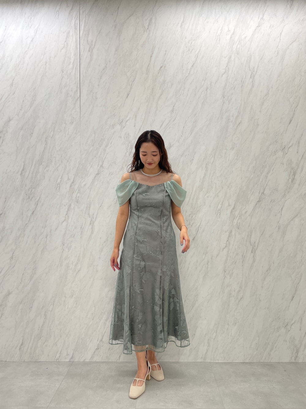LAGUNAMOON LADYチュール刺繍オフショルダーワンピース
