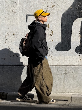 「NEW ERA（ニューエラ）の【別注】NEW ERA / MLB 920（キャップ、イエロー系）」を使った、Heg.さん（レディース・159cm）の春コーディネート