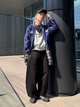 「adidas（アディダス）のadidas skateboarding/アディダス スケートボーディング SUPERSTAR ADV スーパースター GW6931 421251933（スニーカー、ブラック系）」を使った、Heg.さん（レディース・159cm）の春コーディネート
