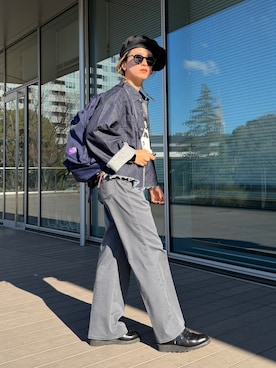 「Dickies（ディッキーズ）の【別注】DICKIES / ウォッシュ フレア パンツ（スラックス、グレー系）」を使った、Heg.さん（レディース・159cm）の春コーディネート