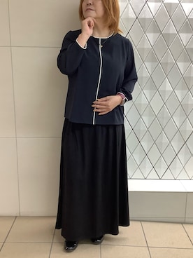 「TOKYO SHIRTS（トウキョウシャツ）のストレッチジョーゼット 配色クルーネック ブラウス 七分袖 レディース（シャツ/ブラウス、ブルー系）」を使った、BRICK HOUSE シャツ工房 さっぽろ地下街ポールタウン店さん（レディース・155cm）の夏コーディネート