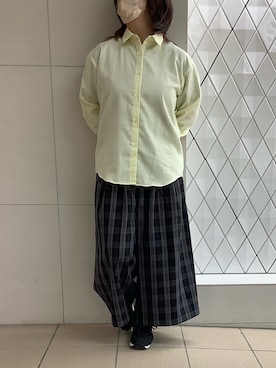 「TOKYO SHIRTS（トウキョウシャツ）の【Pitta Re:)】ふわっとガーゼシャツ ワイドシルエット 長袖 綿100% レディース カジュアルシャツ（シャツ/ブラウス、イエロー系）」を使った、BRICK HOUSE シャツ工房 さっぽろ地下街ポールタウン店さん（レディース・155cm）の春コーディネート