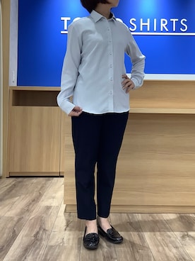 「TOKYO SHIRTS（トウキョウシャツ）のCOFREX 形態安定ノンアイロン ワイド 長袖ビジネスワイシャツ（ビジネスシャツ、ブルー系）」を使った、BRICK HOUSE シャツ工房 さっぽろ地下街ポールタウン店さん（レディース・155cm）の春コーディネート