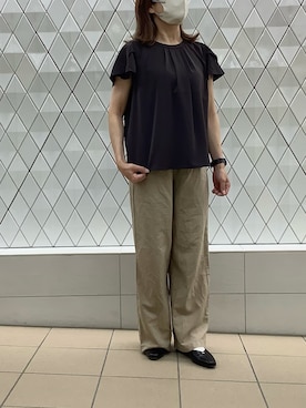 「TOKYO SHIRTS（トウキョウシャツ）の接触冷感 シルキーサテン フレア袖 ブラウス（シャツ/ブラウス、ブラウン系）」を使った、BRICK HOUSE シャツ工房 さっぽろ地下街ポールタウン店さん（レディース・155cm）の夏コーディネート