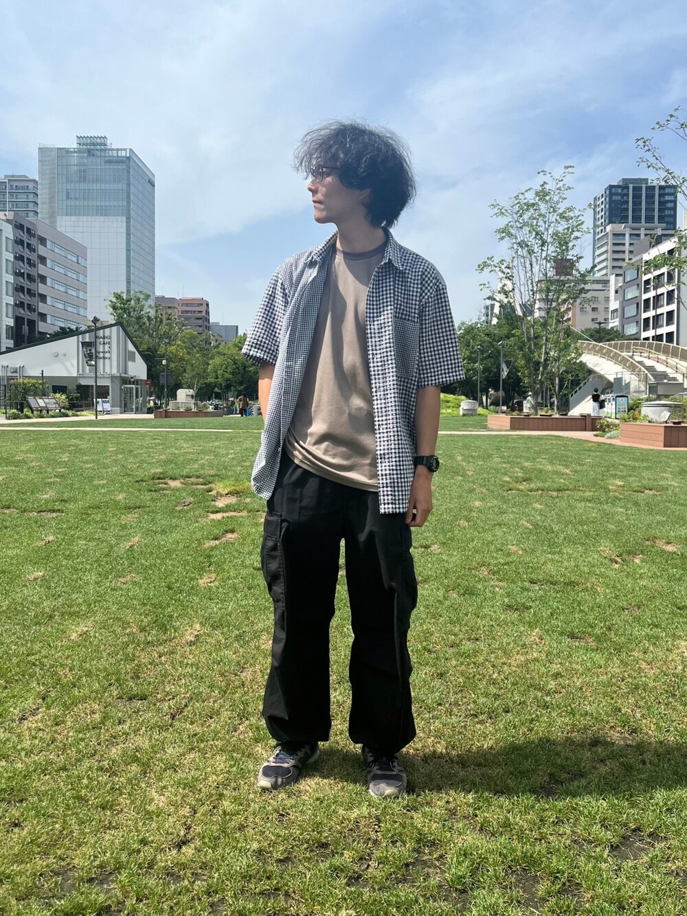 「夏、Tシャツ、インナー、ラフ、夏コーデ、アクティブ、機能性素材、narifuri、夏だ！Tシャツ着よう！」｜「narifuriのPIECLEX バックポケットTシャツ（Tシャツ/カットソー、ベージュ系）」を使った、Da-yaさん（メンズ・176cm）の夏コーディネートの1枚目の写真