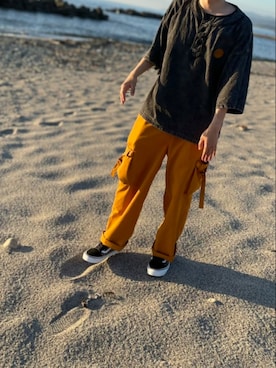 「アイテム（カーゴパンツ、イエロー系）」を使った、itinaさん（メンズ・175cm）の夏コーディネート