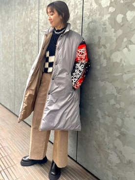 「リバーシブル」｜「アイテム（その他トップス）」を使った、SHIORIさん（レディース・170cm）の冬コーディネート