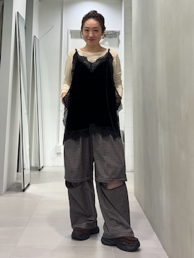 「RODE SKO（ロデスコ）のアイテム（ローファー）」を使った、MIKOさん（レディース・155cm）の秋コーディネート