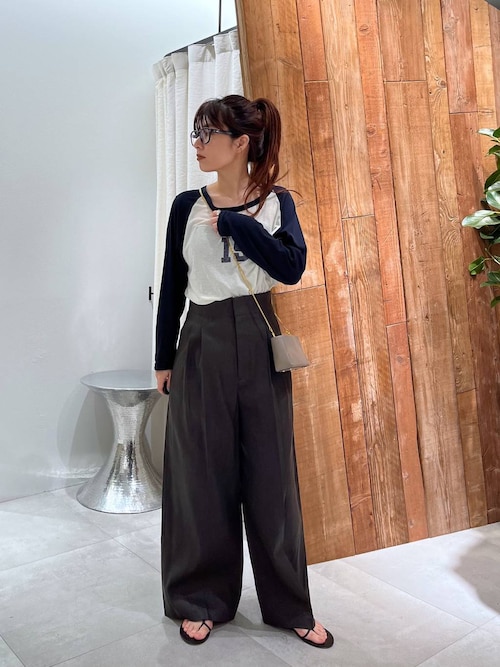 【美品】バビロン 24SS オックスホルタータックパンツ オールインワン F BABYLONE（バビロン）の「オックスホルタータックパンツ（その他