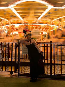 「DISCOAT（ディスコート）の≪新色追加！≫【WEB限定】細ボーダーTシャツ（Tシャツ/カットソー、ホワイト系）」を使った、hiさん（レディース・153cm）の春コーディネート