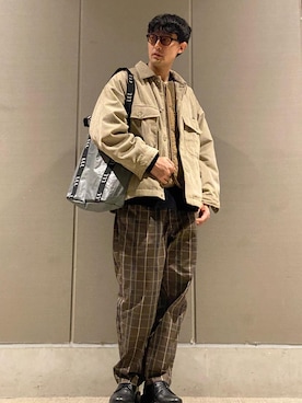「ワークマン」｜「アイテム（ブルゾン）」を使った、かずひちゃんねるさん（メンズ・182cm）の冬コーディネート