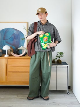 「アイテム（キャップ、ベージュ系）」を使った、idakaさん（メンズ・172cm）の夏コーディネート