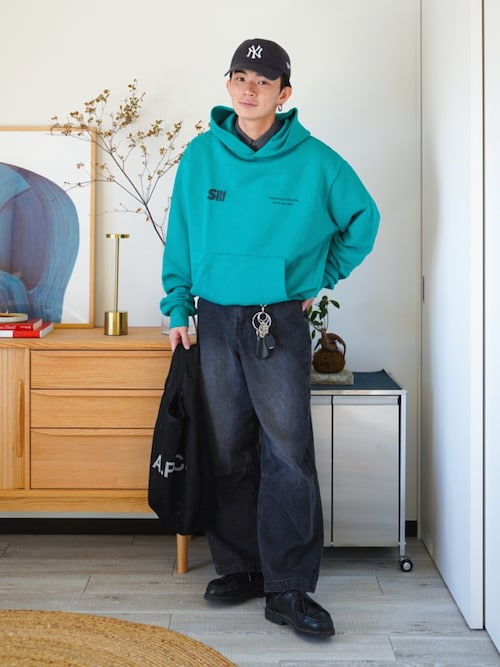 SINSS オーバーサイズロゴフーディー ブラック SINSS オーバーサイズロゴフーディー ブラック低 価格 通販