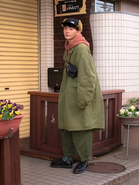 「epnok（エプノック）のアイテム（パーカー）」を使った、idakaさん（メンズ・171cm）の冬コーディネート