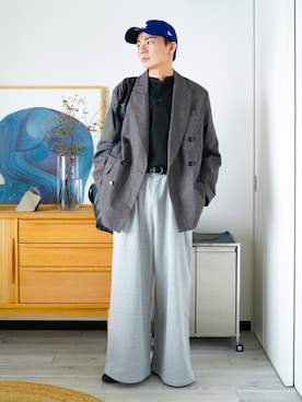 「アイテム（スウェットパンツ、グレー系）」を使った、idakaさん（メンズ・172cm）の秋コーディネート