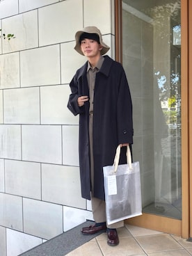 「EMMA CLOTHES（エマクローズ）のアイテム（ステンカラーコート）」を使った、idakaさん（メンズ・171cm）の秋コーディネート