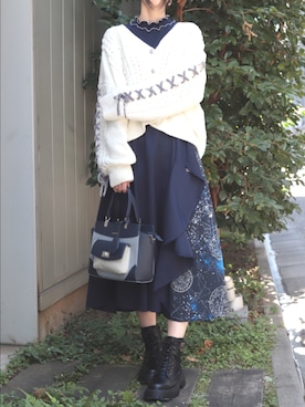 「アイテム（アクセサリー）」を使った、Hanaさん（レディース・168cm）の秋コーディネート