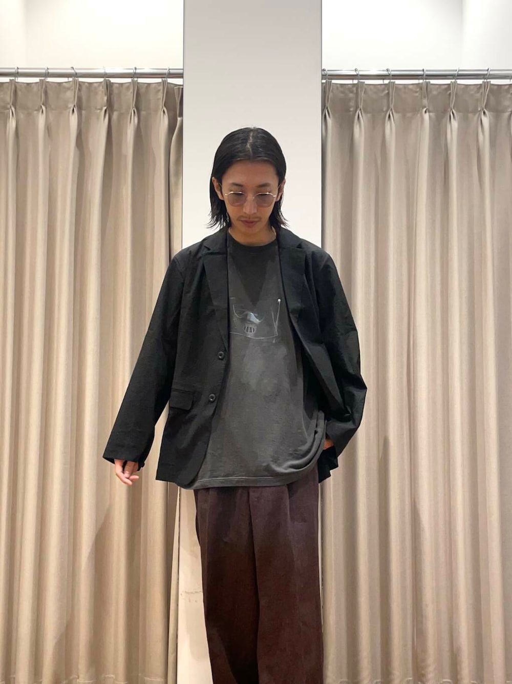 「アーバンリサーチ、URBANRESEARCH」｜「THOUSAND MILEの『別注』THOUSAND MILE×UR　WASHER CODE JACKET（その他アウター、ブラック系）」を使った、RYOさん（メンズ・175cm）の春コーディネートの1枚目の写真